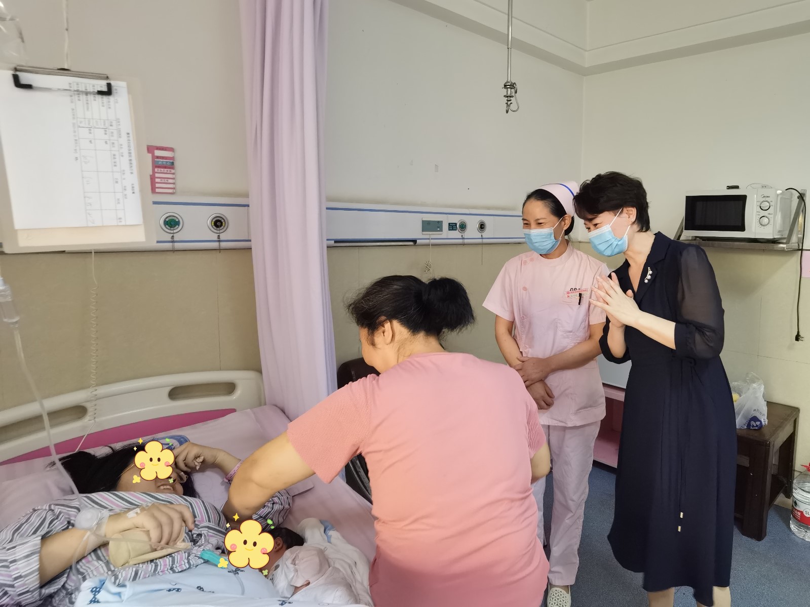 市婦幼保健院黨委端午節(jié)慰問住院患者